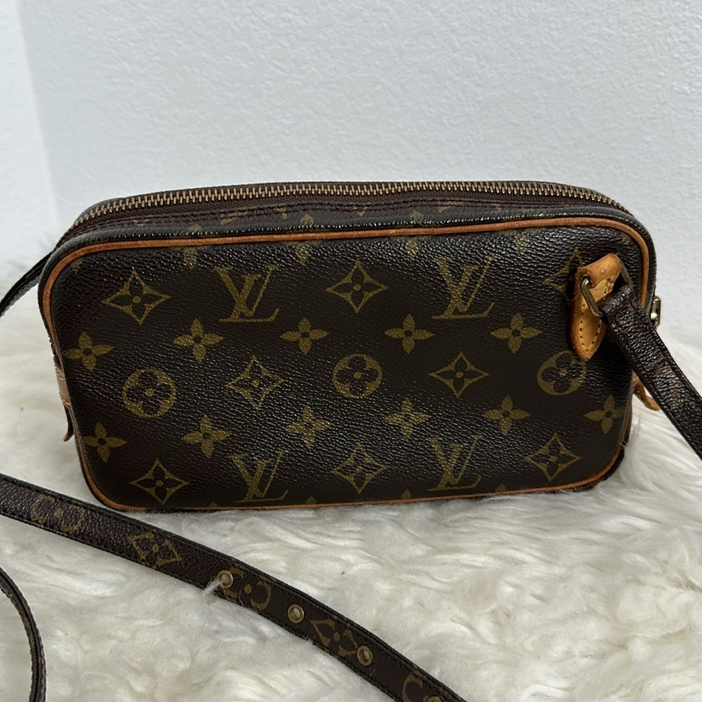 💯 Authentic Louis Vuitton Monogram Pochette🍀 - Picture 6 of 17